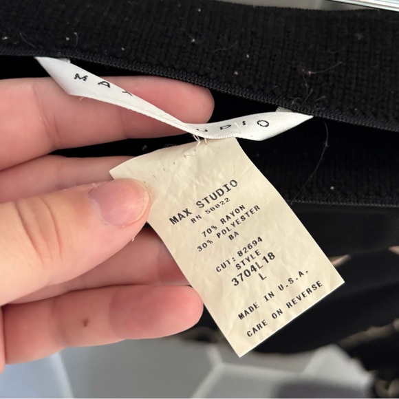 Vintage Max Studio Women’s Straight Skirt - Picture 5 of 5